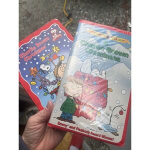 Peanuts Charlie Brown Christmas VHS Tape Classic Holiday Movie & book